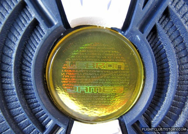 air-max-lebron-vii-white-navy-red-6