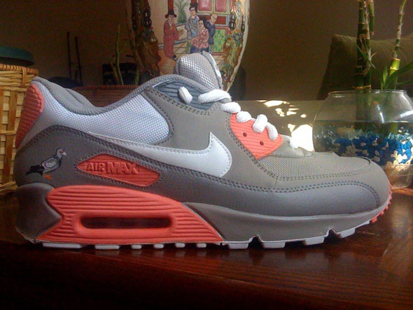 Nike Air Max 90 – Pigeon Customs