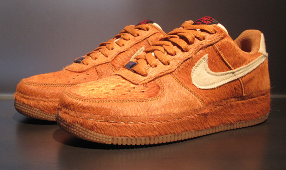Clip butterfly Dear my Nike Air Force 1 Low QS - Savage Beast - Available - SneakerNews.com