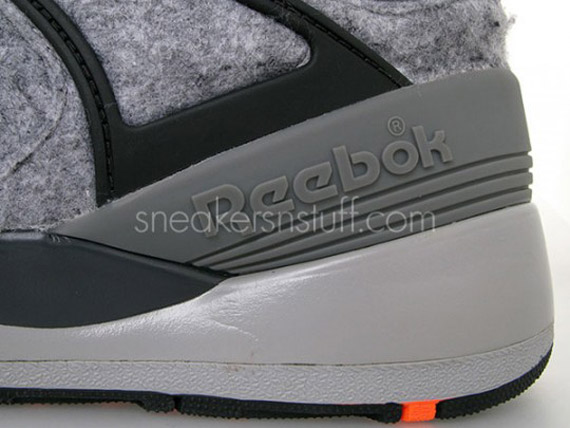 sneakersnstuff-reebok-pump-20th-08