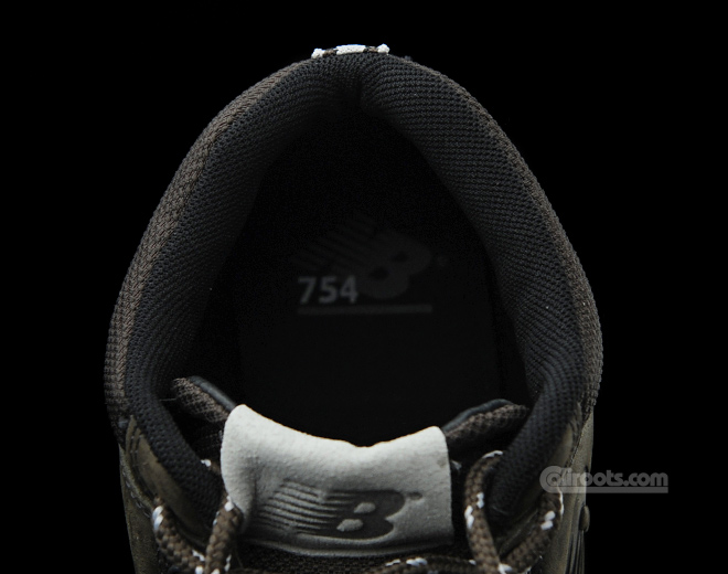 201132009932811476138327_L 201132009932811476138327_L