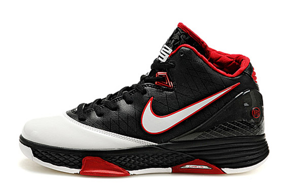 Nike Zoom LeBron Soldier IV - First Look - SneakerNews.com
