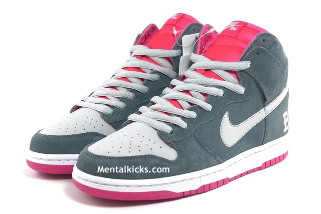 SAMPLE-DUNK-SB-BRAIN-WRECK03