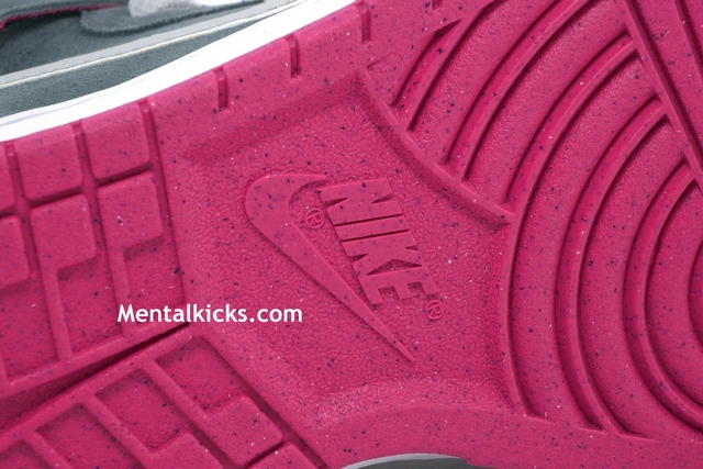 SAMPLE-DUNK-SB-BRAIN-WRECK16