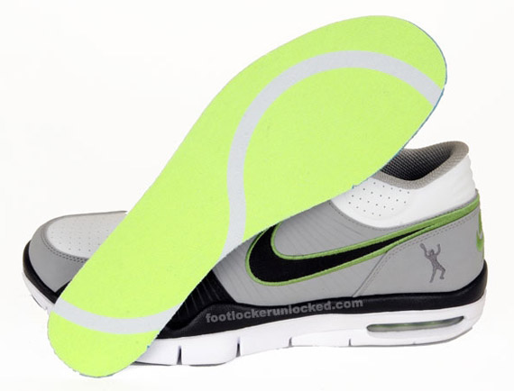Nike Trainer 1 Mid – Mac Knows Edition – November 2009