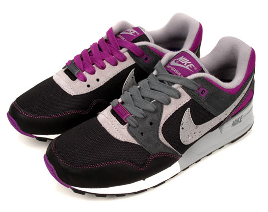 Aclarar emergencia fibra Nike Sportswear Air Pegasus 89 – Berlin Wall - SneakerNews.com