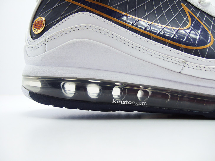 nike-lebron-7-midnight-navy-06 nike-lebron-7-midnight-navy-06