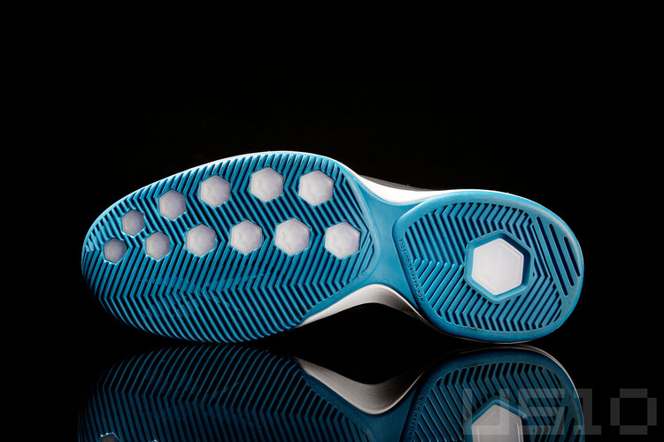 reebok-kamikaze-2010-preview-03