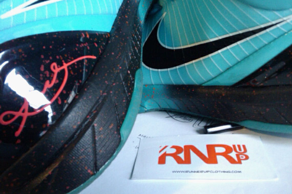 Nike Zoom Kobe IV - Aqua - Black - Red - Sample
