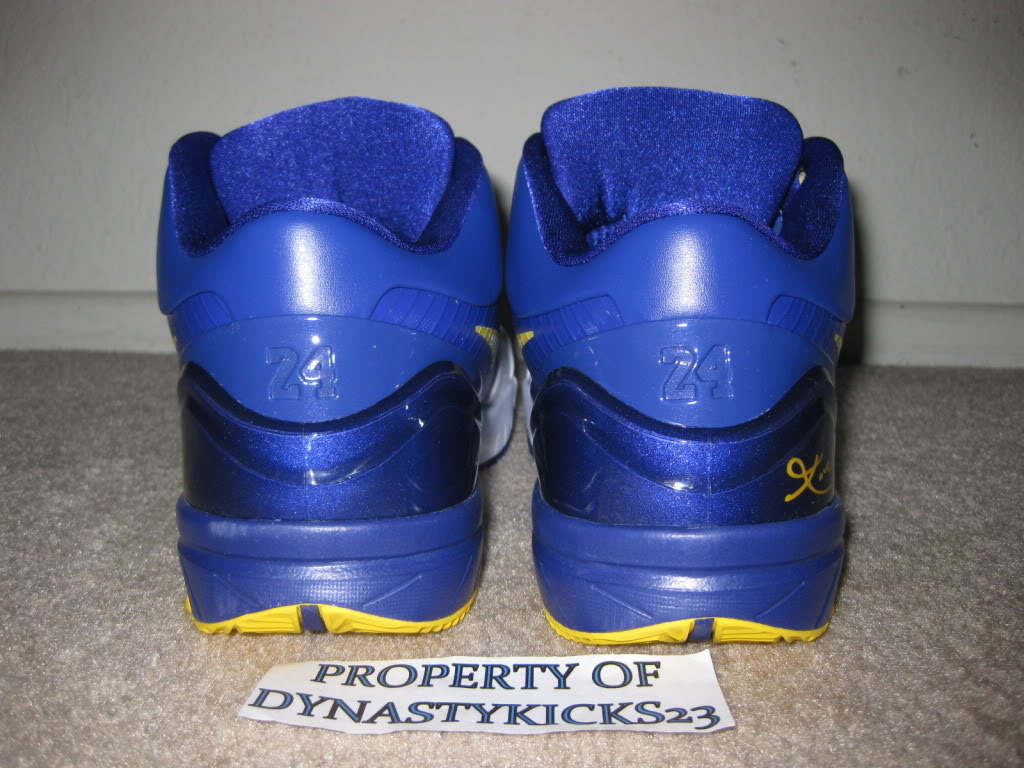 zoom-kobe-4-home-gradient-03