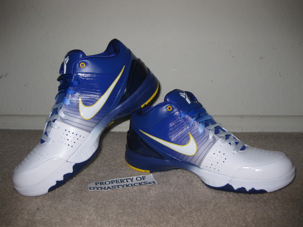 zoom-kobe-4-home-gradient-05