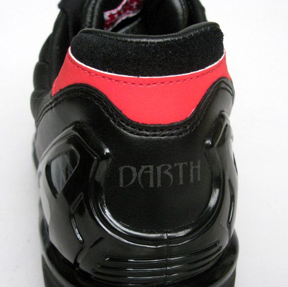 adidas-zx8000-darth-vaider-7