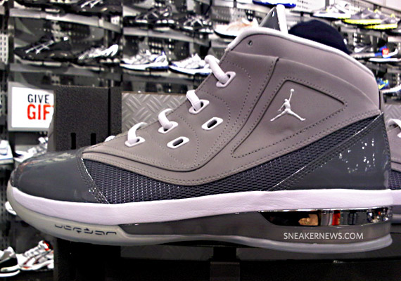Air Jordan 16.5 - Cool Grey