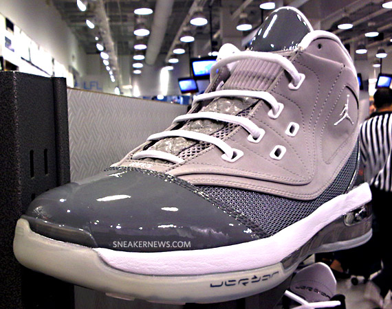 Air Jordan 16.5 - Cool Grey 