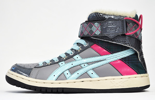 aisics-procourt-ar-winter-04 aisics-procourt-ar-winter-04