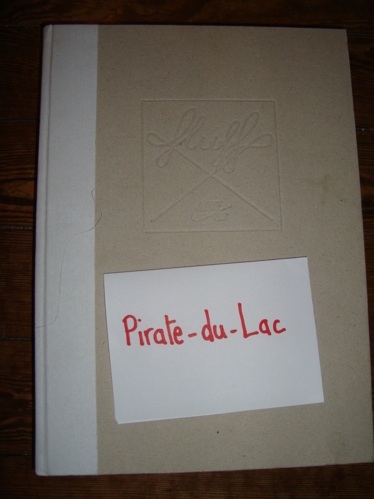 fluff-nike-sb-package-02