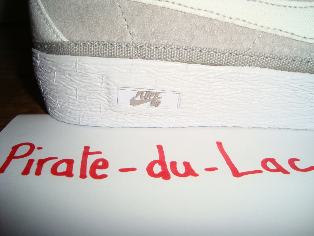 fluff-nike-sb-package-10