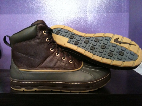 Nike ACG Woodside Boots - Available