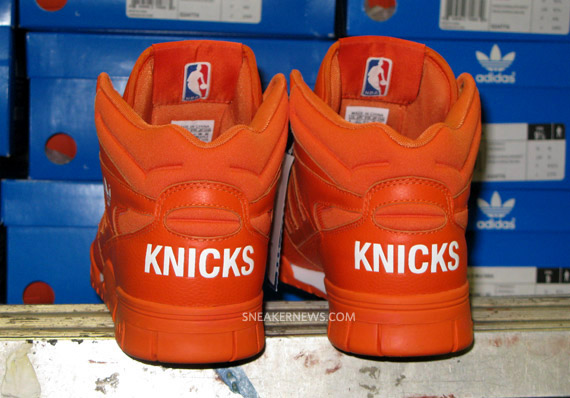 adidas Phantom II – New York Knicks Edition