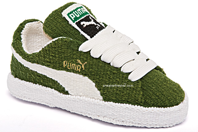 tapestry-shoe-art-01