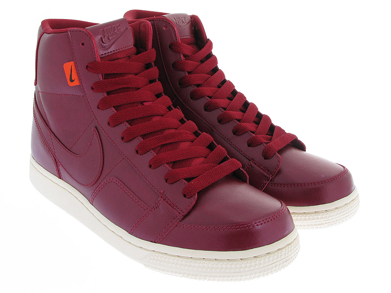 12122201005817346855207