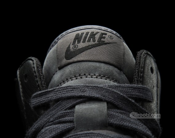 Nike Royal Mid - Black - Dark Shadow - White