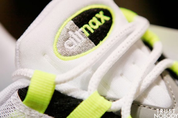 Nike Air Max 95 – Neon – Available in Europe