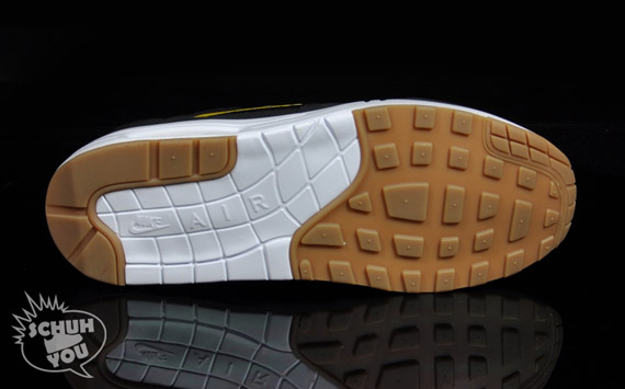 Nike-Air-Maxim-1-Torch-ND-Black-Varsity-Maize-3