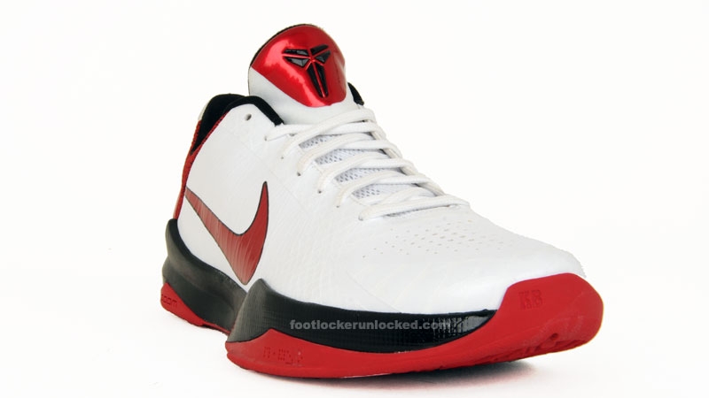 Zoom_Kobe_V_whitevredblack__1_