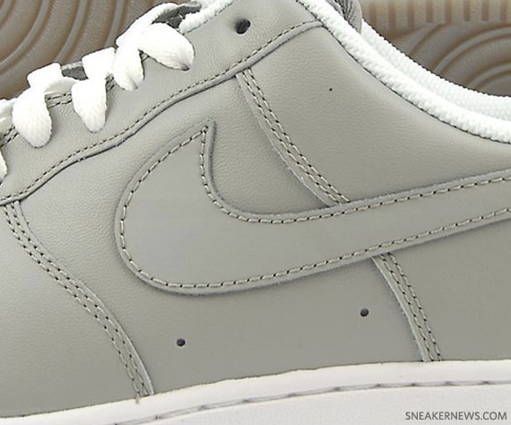 Nike Air Force 1 – Medium Grey – White – Gum