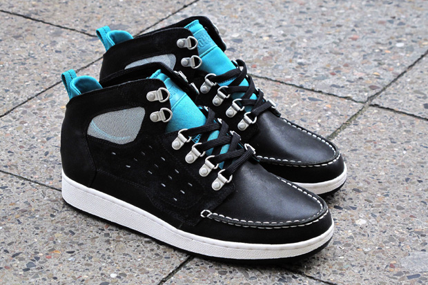solebox-lacoste-10789-boots-black-brown-5