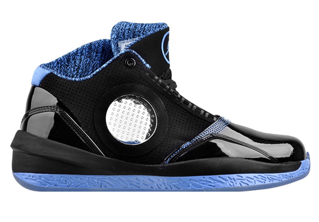 Air-Jordan-2010-Black-University-Blue-1