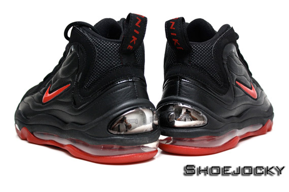 nike-air-total-max-uptempo-black-red-05