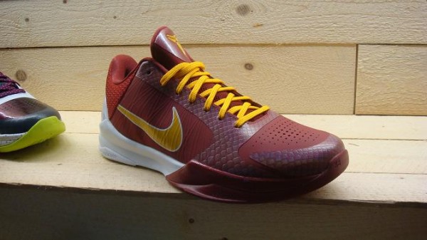 nike-zoom-kobe-v-usc-2