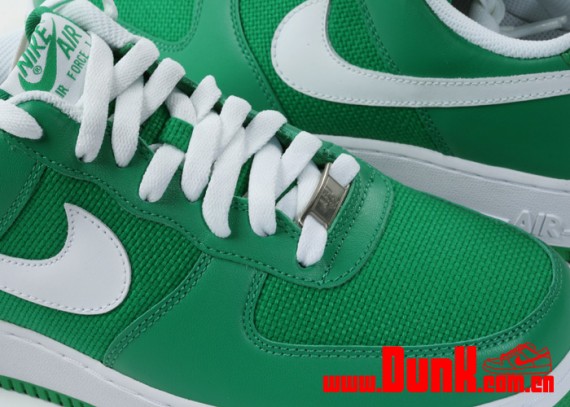 Nike Air Force 1 ’07 – Lucky Green – White