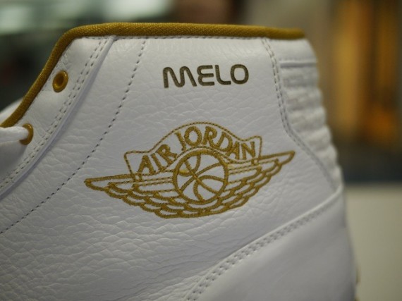 Air_Jordan_Phly_Legend_PE_for_Melo_Detail_Images_View_02