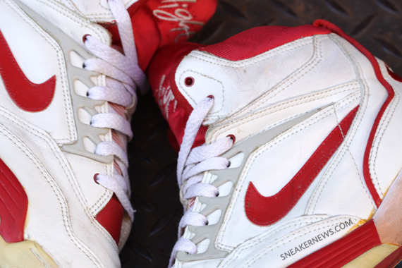 Classics Revisited: Nike Air Solo Flight ’90