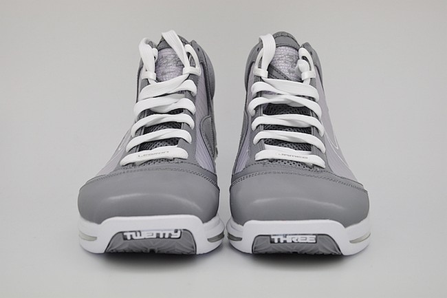 nike-air-max-lebron-7-gr-cool-grey-white-5-05