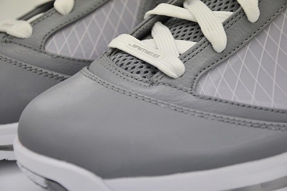 Nike Air Max LeBron VII (7) - Cool Grey - White - Releasing This Month