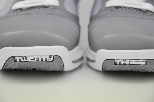 nike-air-max-lebron-7-gr-cool-grey-white-5-07