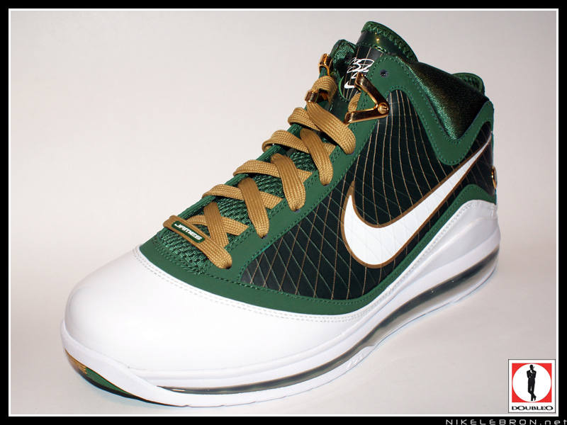 nike-air-max-lebron-7-pe-svsm-away-3-07 nike-air-max-lebron-7-pe-svsm-away-3-07