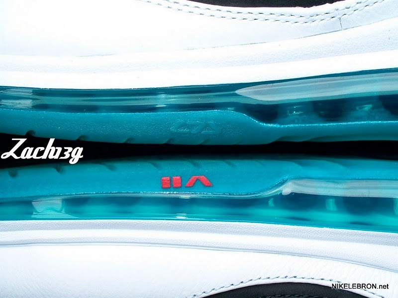 nike-air-max-lebron-7-ss-red-carpet-2-09 nike-air-max-lebron-7-ss-red-carpet-2-09