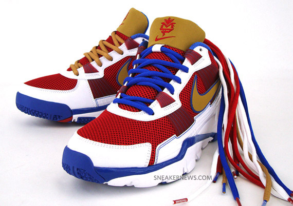 Nike Trainer SC 2010 – Manny Pacquiao PE – Available on eBay