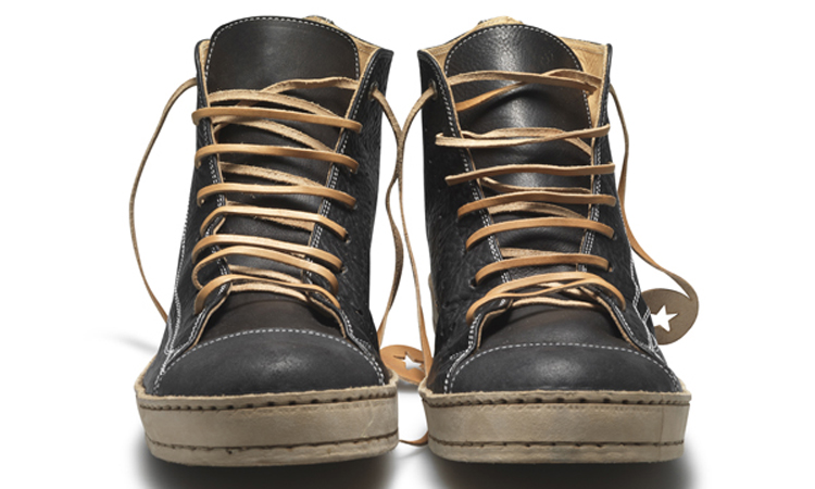 sak-X-Converse-front-blk Sak X Converse Front Blk