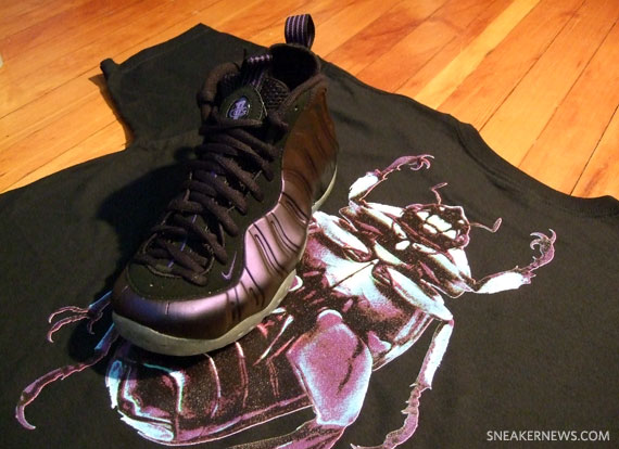 الفريزر nike foamposite t shirt 