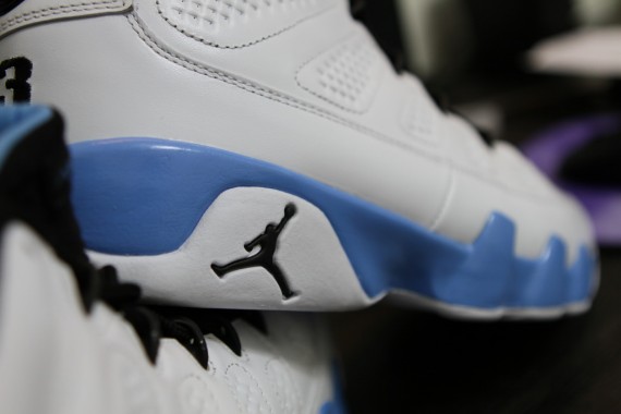 Air Jordan IX (9) Retro - White - Black - University Blue | New Images