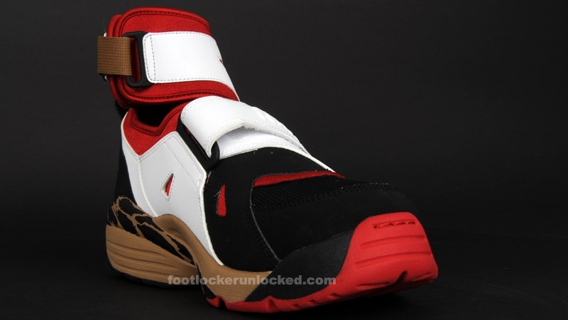 Air Carnivore Varsity Redwhiteblack  1 