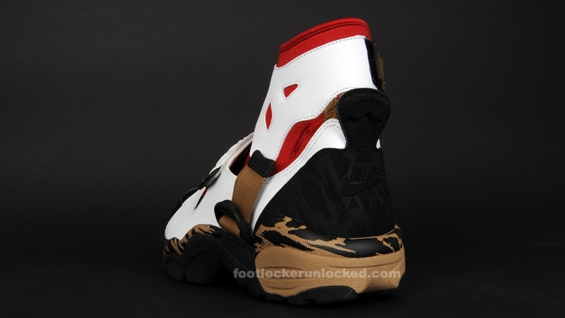 Air Carnivore Varsity Redwhiteblack  3 
