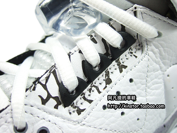 air-jordan-rare-air-white-black-grey-detailed-images-02 Air Jordan Rare Air White Black Grey Detailed Images 02