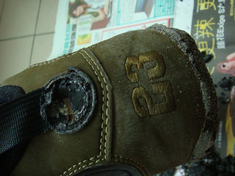 Jordan 9 Olive Dissolved 01